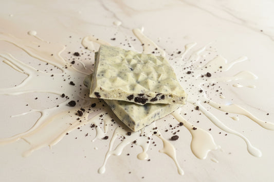 Cookes and Cream Chocolate Bar