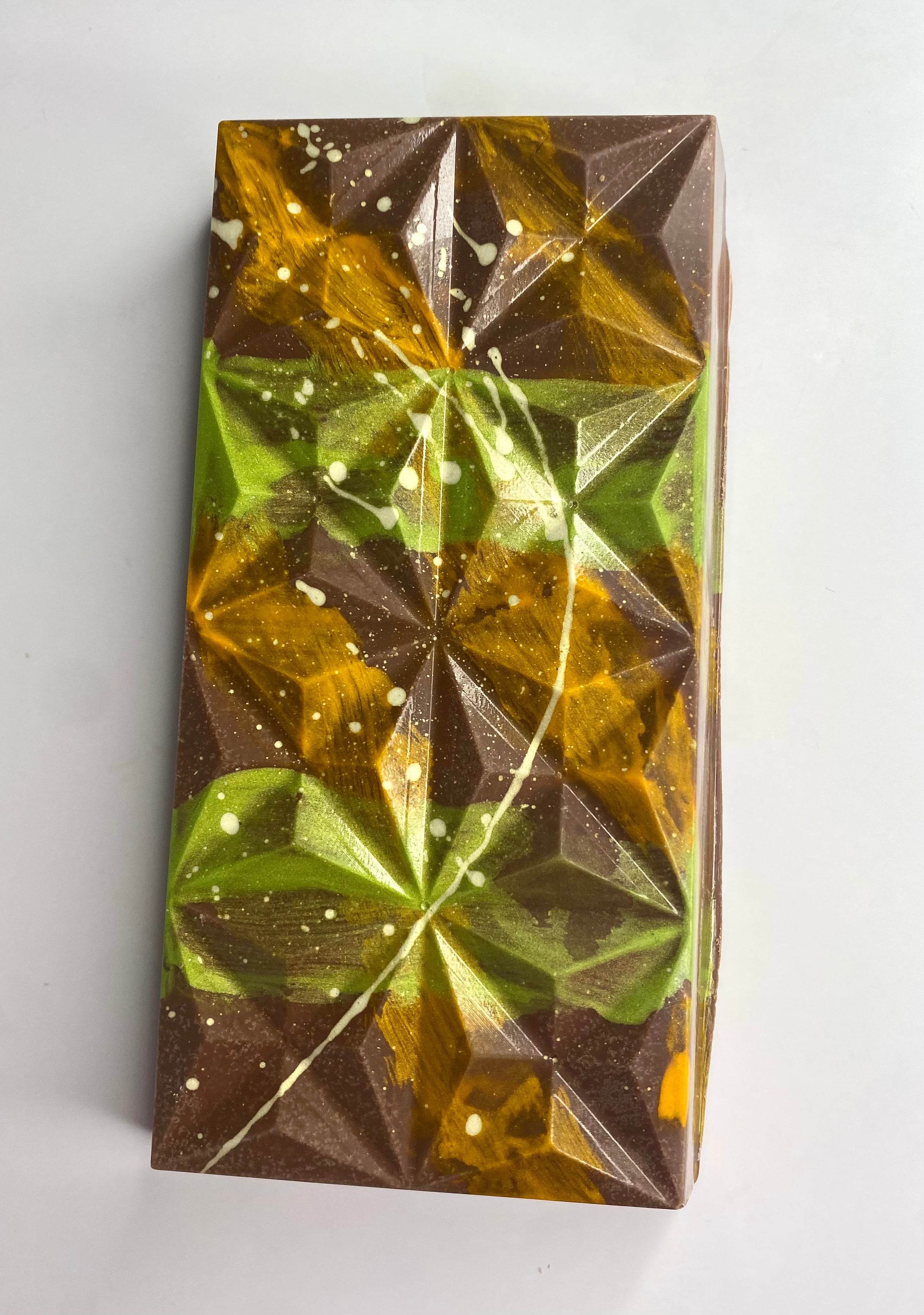 CRUNCHY PISTACHIO DESSERT BAR / BARRE PISTACHES CROQUANTES